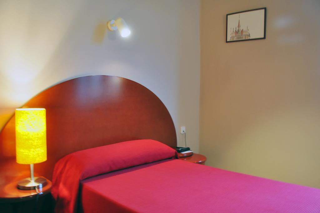 Residencia D'Investigadors Vandrerhjem Barcelona Rom bilde