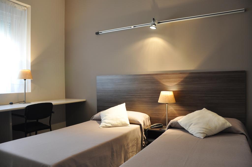 Residencia D'Investigadors Vandrerhjem Barcelona Eksteriør bilde