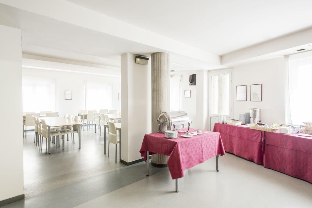 Residencia D'Investigadors Vandrerhjem Barcelona Eksteriør bilde