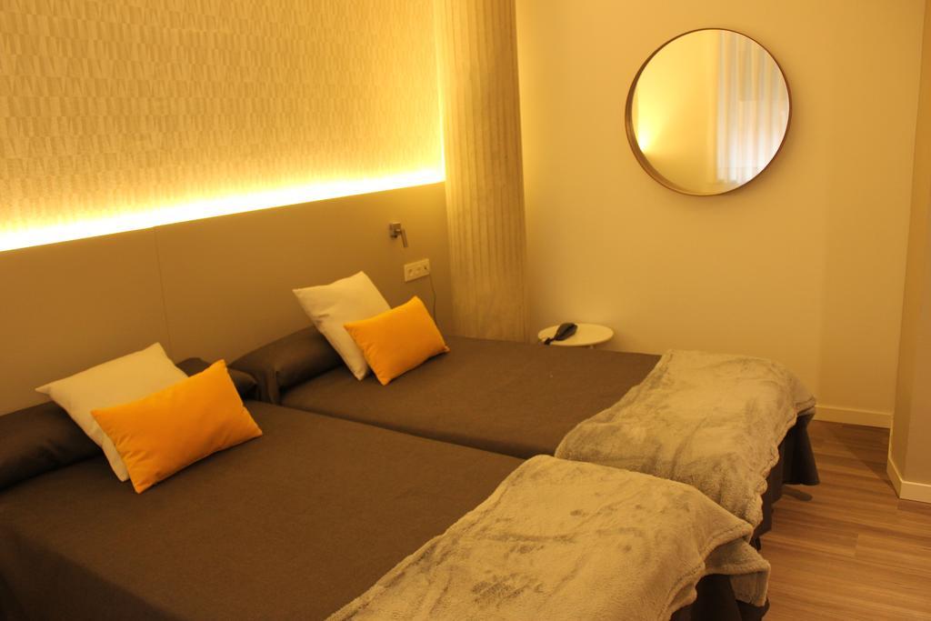 Residencia D'Investigadors Vandrerhjem Barcelona Rom bilde